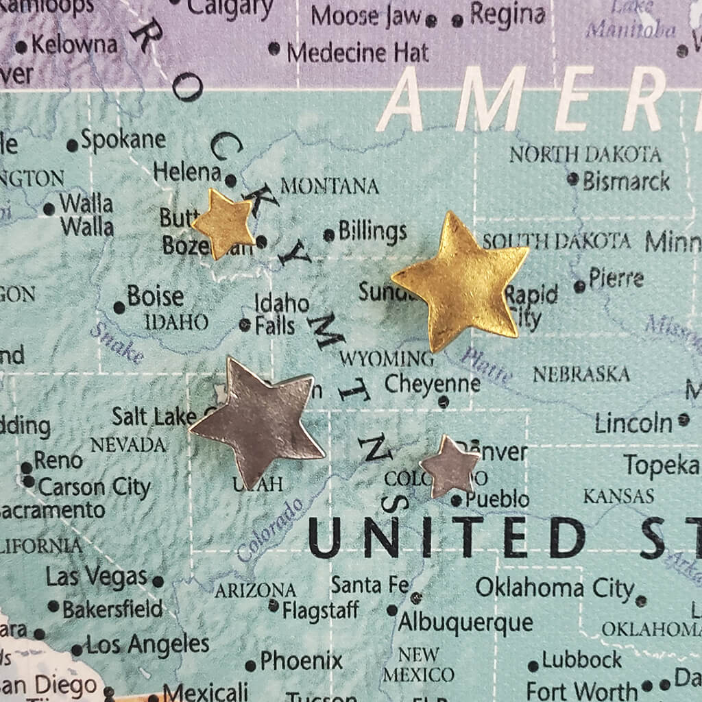 1 Piece Metal Star Pin - Gold Or Silver - Big or Mini